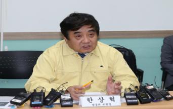 KCC Chairman Han Sang-hyuk, “The media is critical to combat Covid-19”
